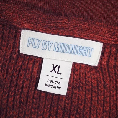 XL 专辑 Fly by Midnight/Buzz Low