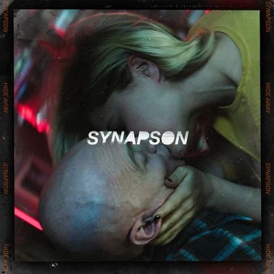 SynapsonBab L Bluz Hide Away (feat. Holly)