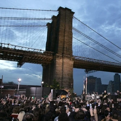 Live from Under the Brooklyn Bridge 專輯 U2