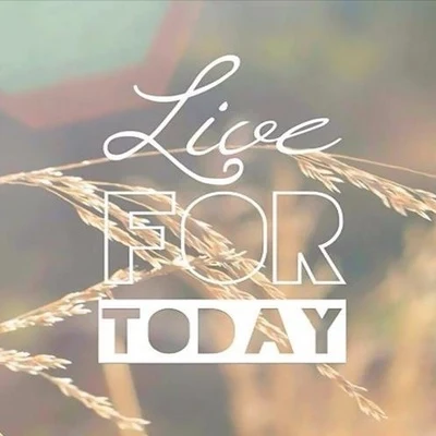 Live For Today 專輯 Sacred/Natalie Major