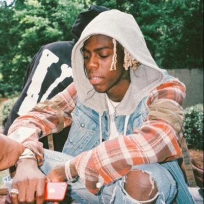 ON A BROKE B*TCH (PROD. RONRON) 专辑 Yung Bans