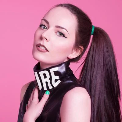 Attachment 专辑 Hannah Diamond