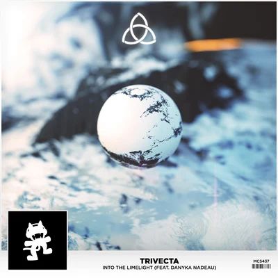 Into The Limelight (feat. Danyka Nadeau) 專輯 Trivecta