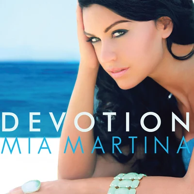 Devotion 专辑 Mia Martina