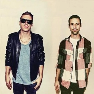 Macklemore & Ryan Lewis VS. Redux