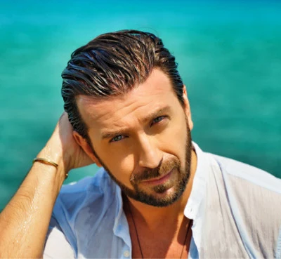 Thanos Petrelis 歌手