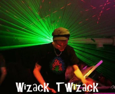 歌手 Wizack Twizack