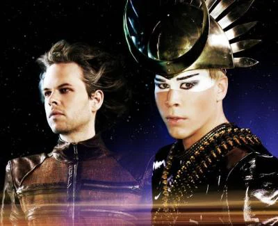 Empire of the Sun 歌手