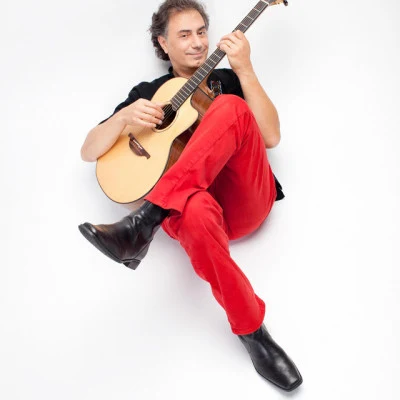 Pierre Bensusan 歌手