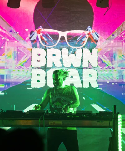 BRWN BEAR 歌手