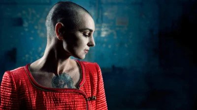 歌手 Sinéad O'Connor