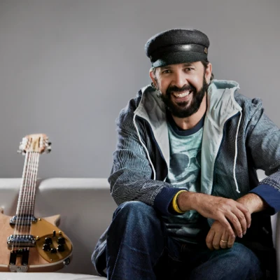 歌手 Juan Luis Guerra 440