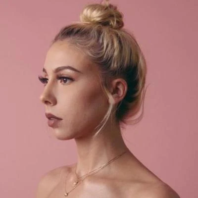 歌手 Lil Debbie