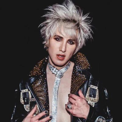 歌手 Ricky Rebel