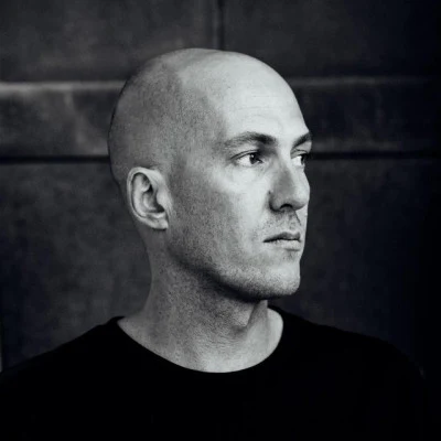 Julian Jeweil/Popof Dance Escape