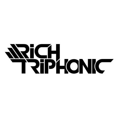 歌手 Rich Triphonic