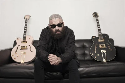 Tim Armstrong 歌手