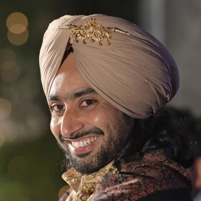 歌手 Satinder Sartaaj