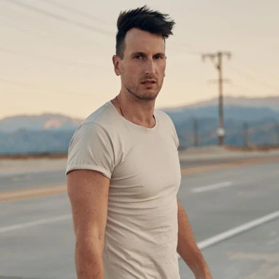 Russell Dickerson 歌手