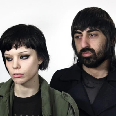 Crystal Castles 歌手