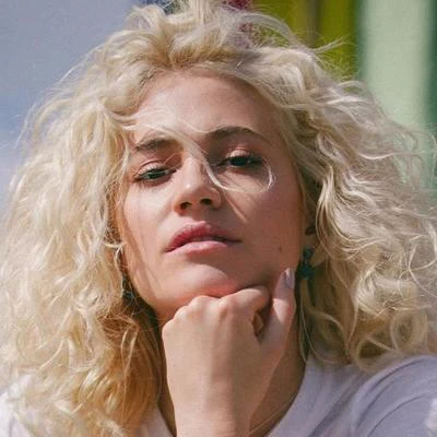 Pixie Lott 歌手