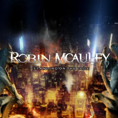 歌手 Robin McAuley