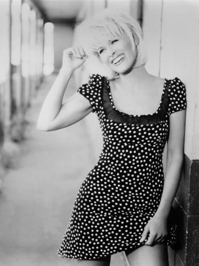 Lorrie Morgan 歌手