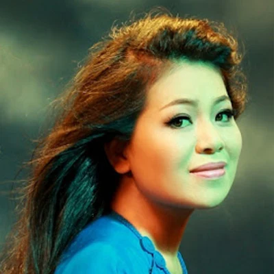 Anh Thơ 歌手