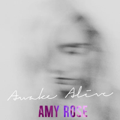 歌手 Amy RoseEMBRZ