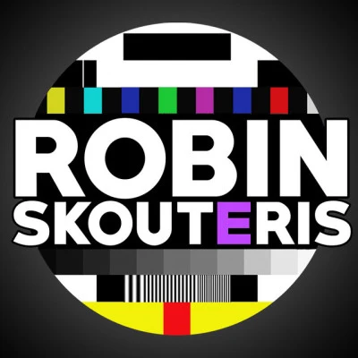 歌手 Robin Skouteris