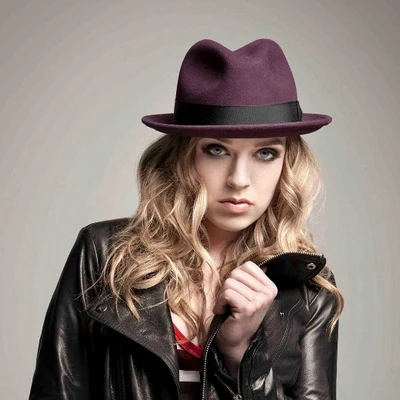 ZZ Ward 歌手