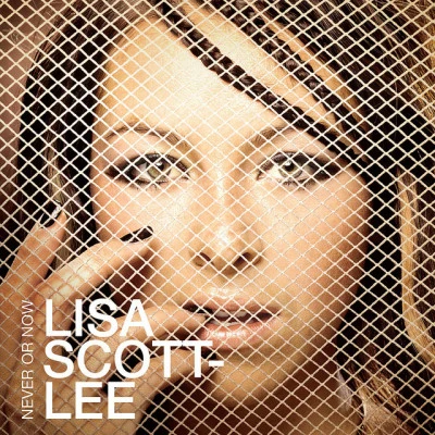 歌手 Lisa Scott-Lee