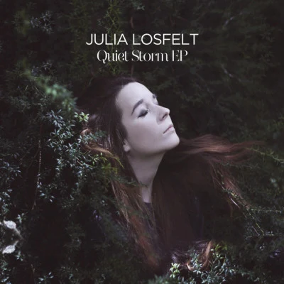 Julia Losfelt 歌手