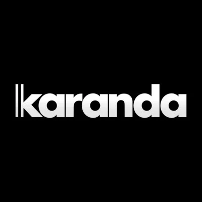 歌手 KarandaAIRORobert B