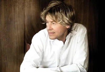 歌手 Jeff Golub