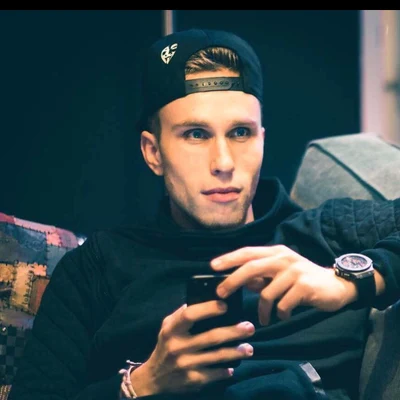 Nicky Romero 歌手