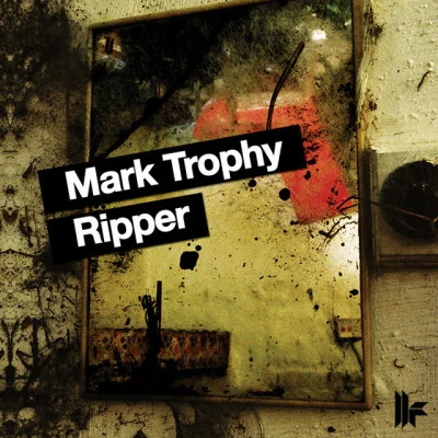 歌手 Mark Trophy