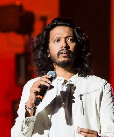 Nakash Aziz 歌手