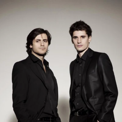 2Cellos 歌手